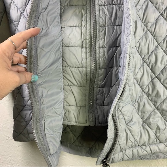 REEBOK Quilted‎ Puffer Jacket - Picture 8 of 16